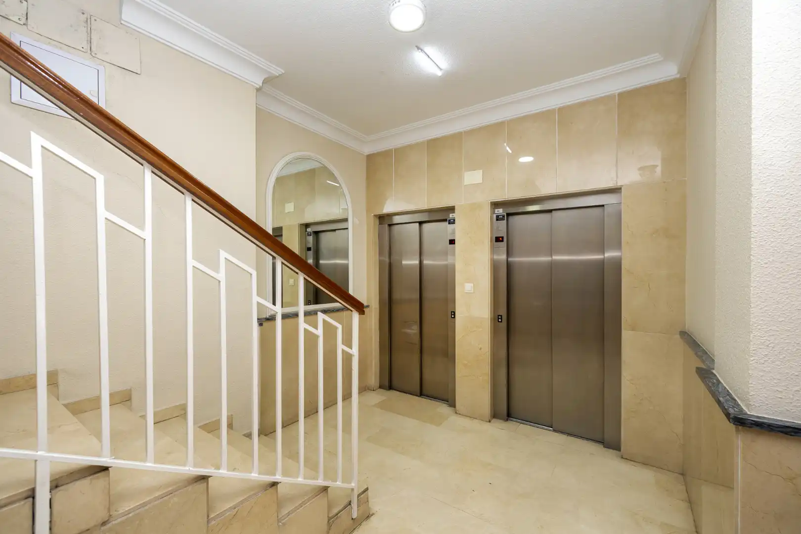 Flat for rent in Granada  with Air Conditioner, Heating and Terrace