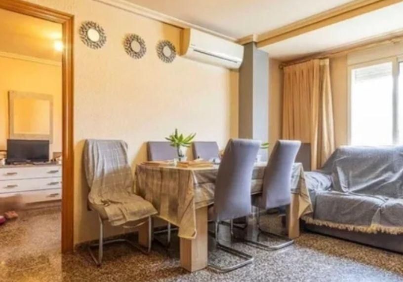 Comedor de Apartamento en venta en  Valencia Capital con Aire acondicionado
