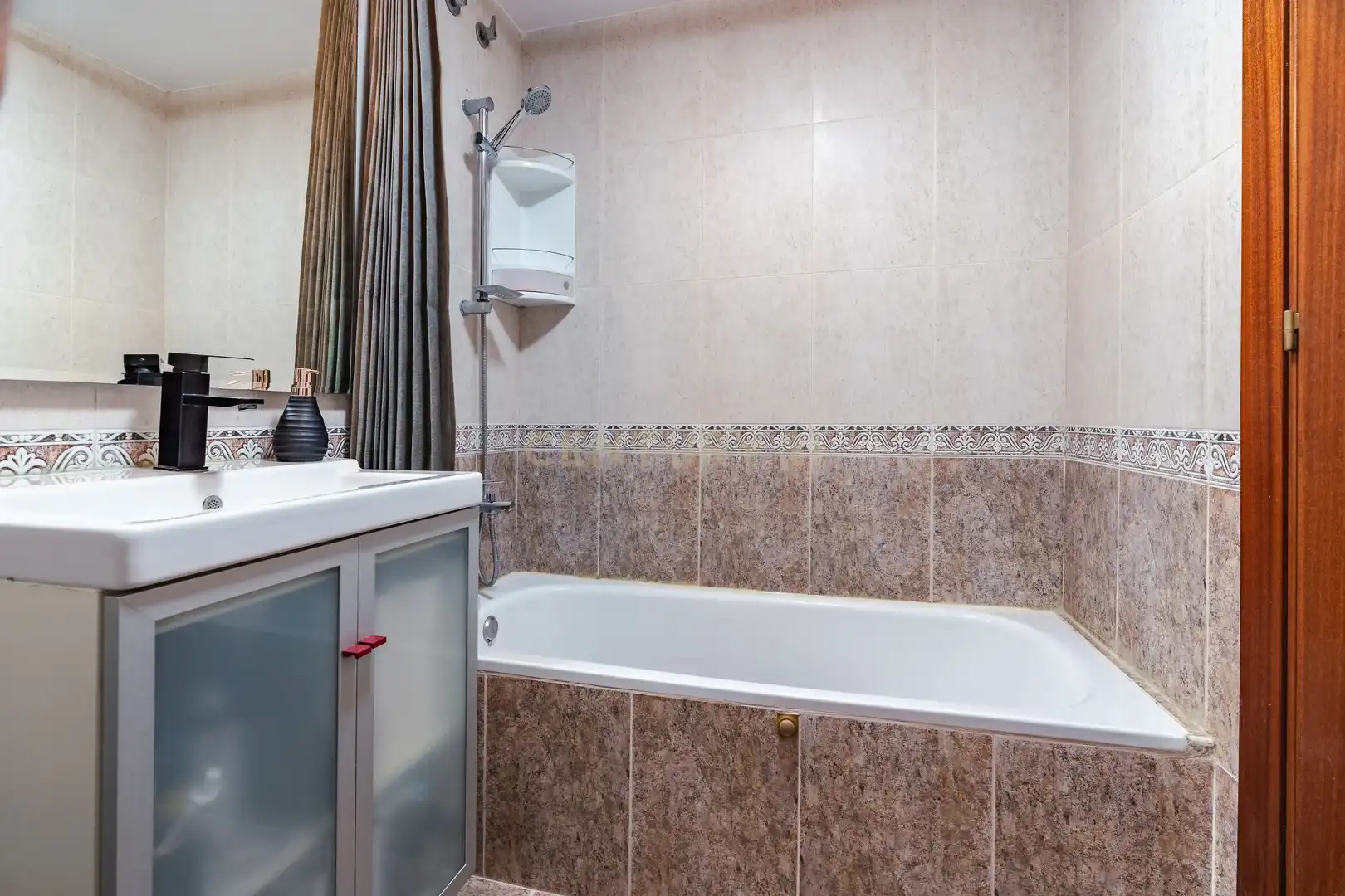 Baño de Apartamento en venta en L'Arboç con Trastero y Horno