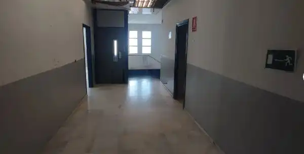 Industrial building for sale in Carmona, imagen 2