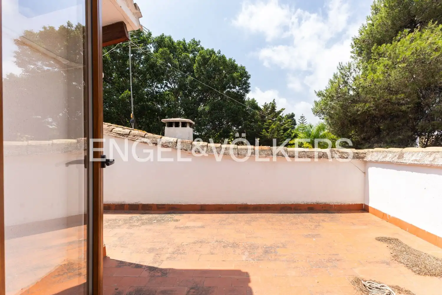 Terraza de Casa o chalet de alquiler en Rocafort con Aire acondicionado, Calefacción y Jardín privado