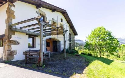 Vista exterior de Finca rústica en venda en Elorrio amb Calefacció, Jardí privat i Terrassa