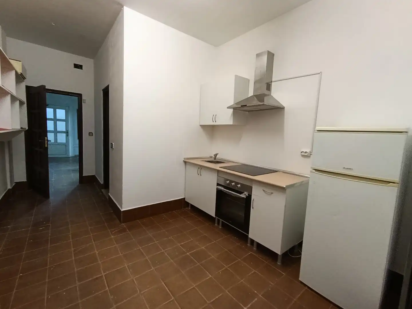 Local comercial de lloguer a Calle Cervantes, imagen 3