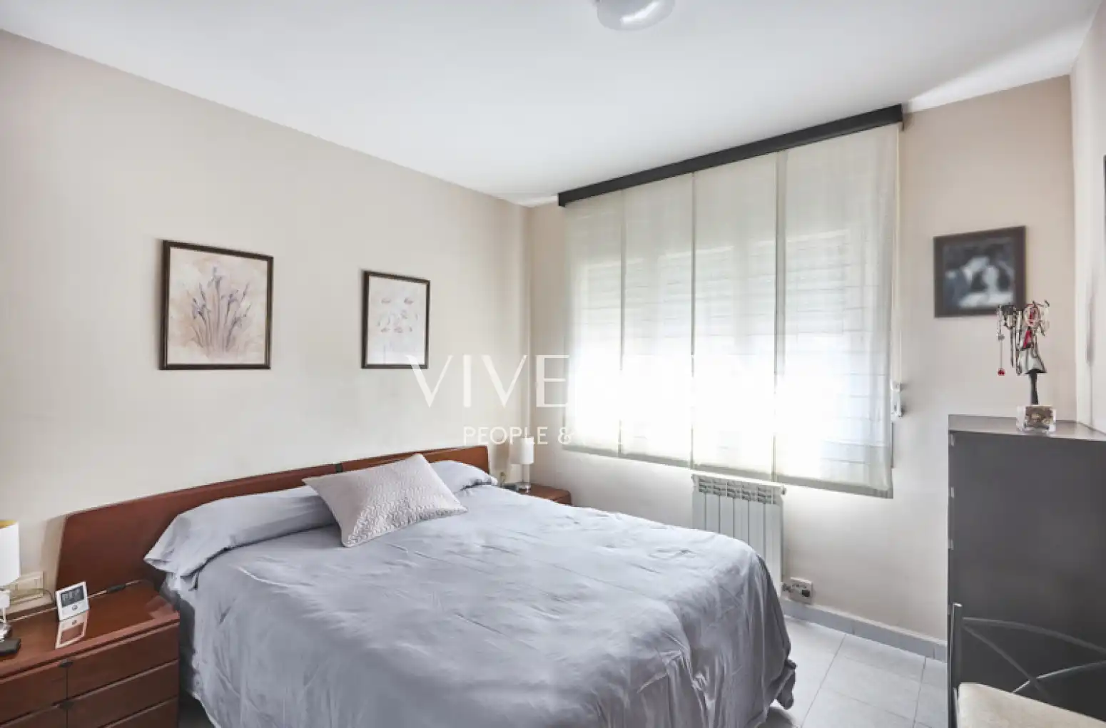 Habitación de Casa adosada en venta en Viladecans con Calefacción, Jardín privado y Terraza