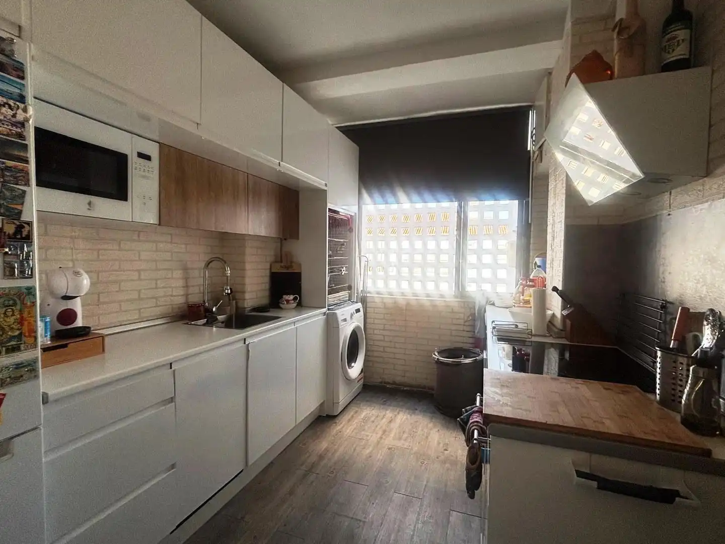 Küche von Wohnung zum Verkauf in Gines mit Klimaanlage und Gemeinschaftspool