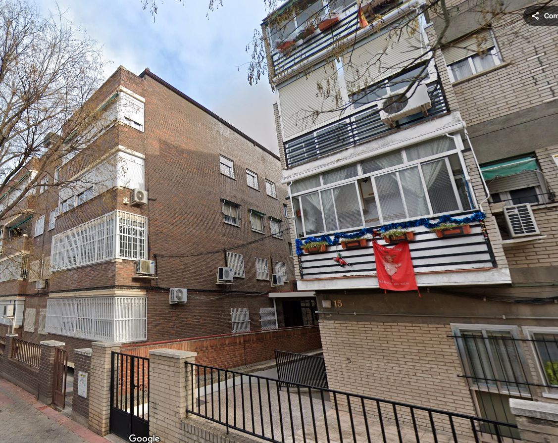 Vista exterior de Piso en venta en  Madrid Capital