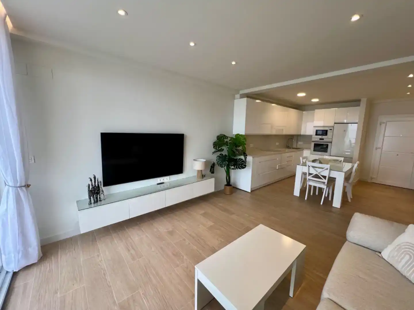 Living room of Flat for rent in Almuñécar  with Air Conditioner and Furnished