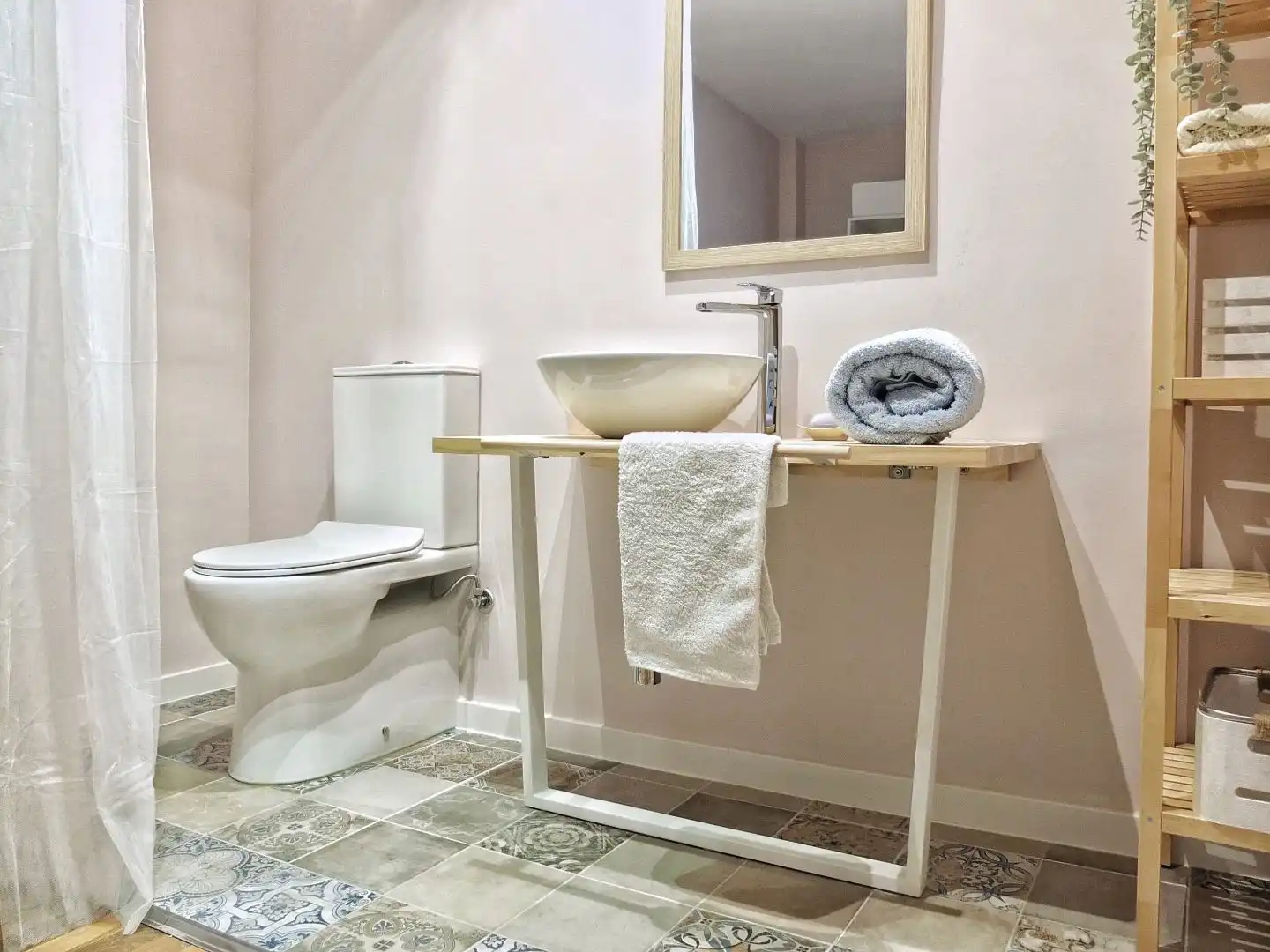 Badezimmer von Wohnung zur Miete in Benicarló mit Klimaanlage, Heizung und Parkett