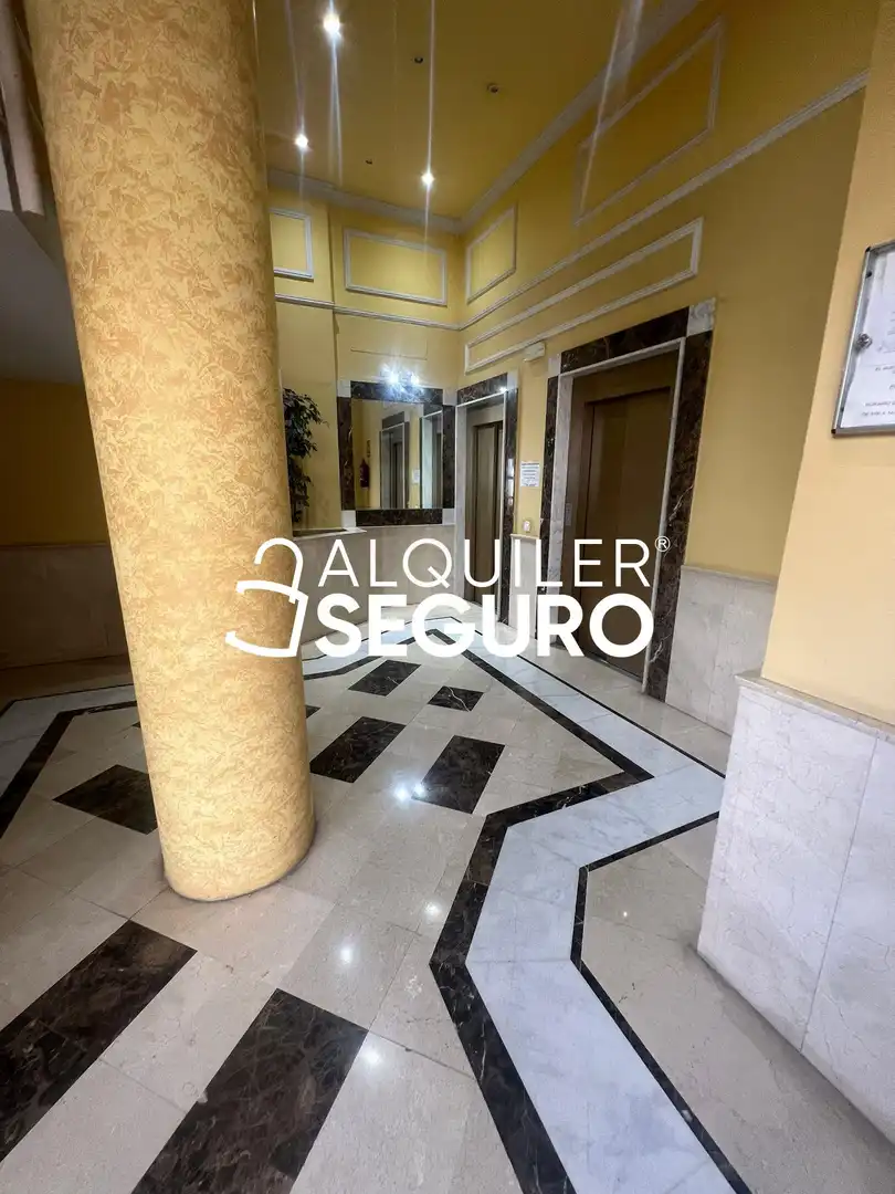Flat for rent in Arganda del Rey  with Air Conditioner, Swimming Pool and Furnished