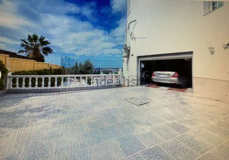 Parking of Houses for sale in Roquetas de Mar  with Air Conditioner, Heating and Private garden