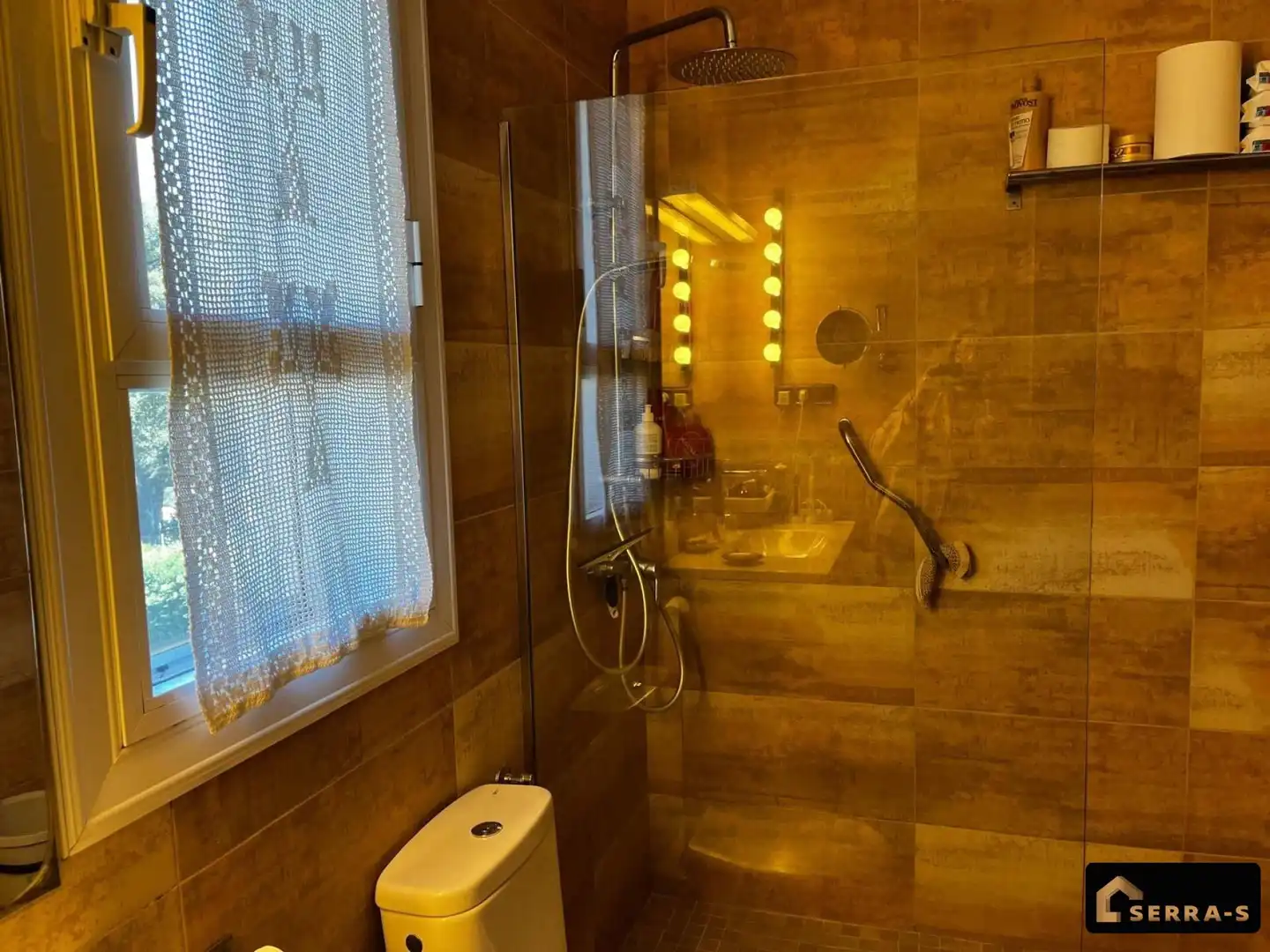 Chalet con terraza en venta en Carrer del Cadí, imagen 28