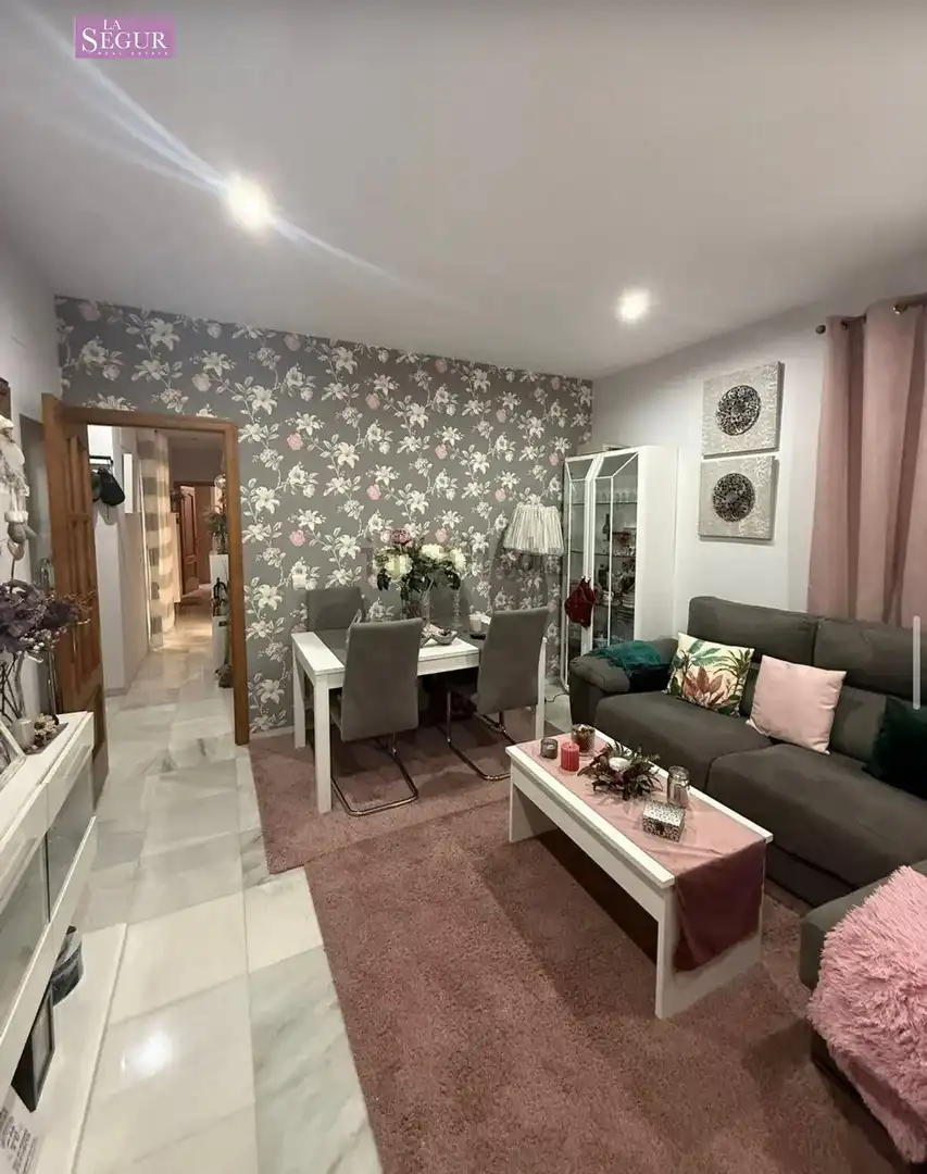 Wohnzimmer von Erdgeschoss zum Verkauf in Conil de la Frontera