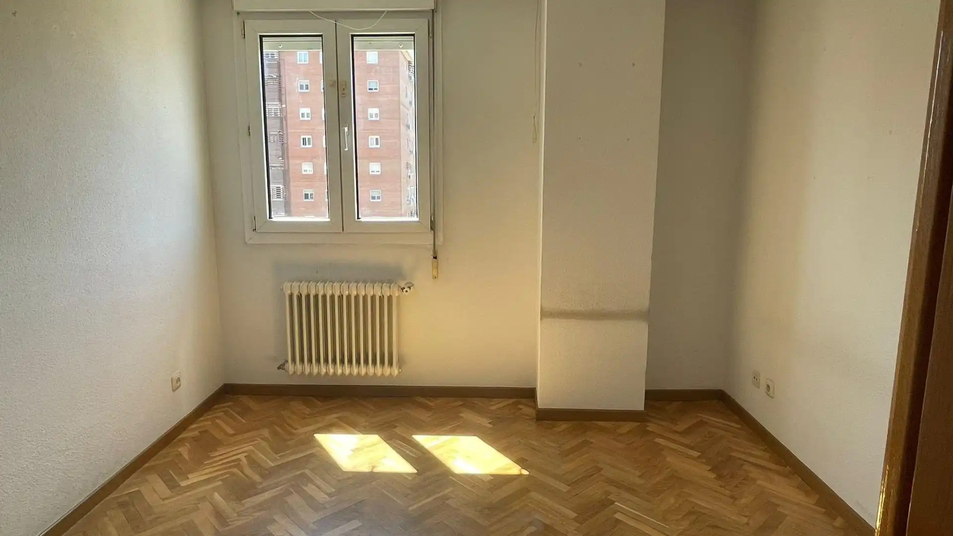 Flat for rent in REY JUAN CARLOS I, El Carrascal
