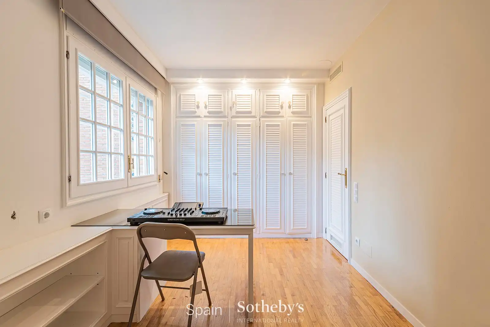 Apartamento en venta en Barcelona con Aire acondicionado, Calefacción y Terraza
