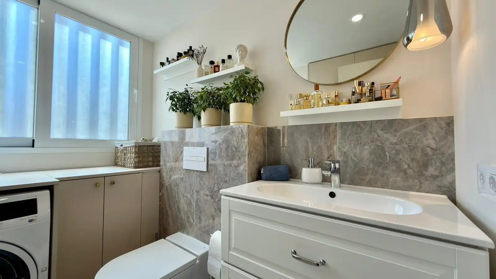 Baño de Casa o chalet en venta en Alicante / Alacant con Aire acondicionado, Calefacción y Jardín privado