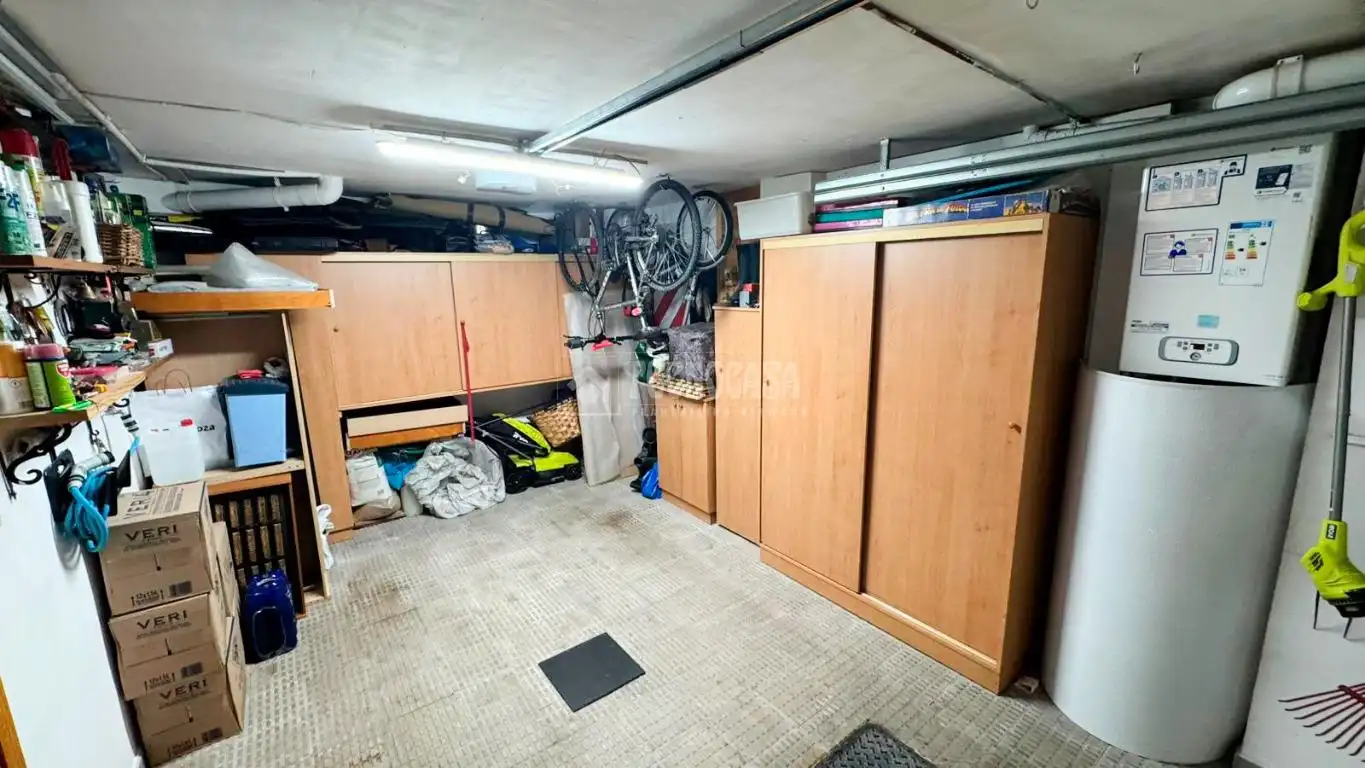 Casa adosada en venta en Zaragoza con Aire acondicionado, Terraza y Piscina comunitaria