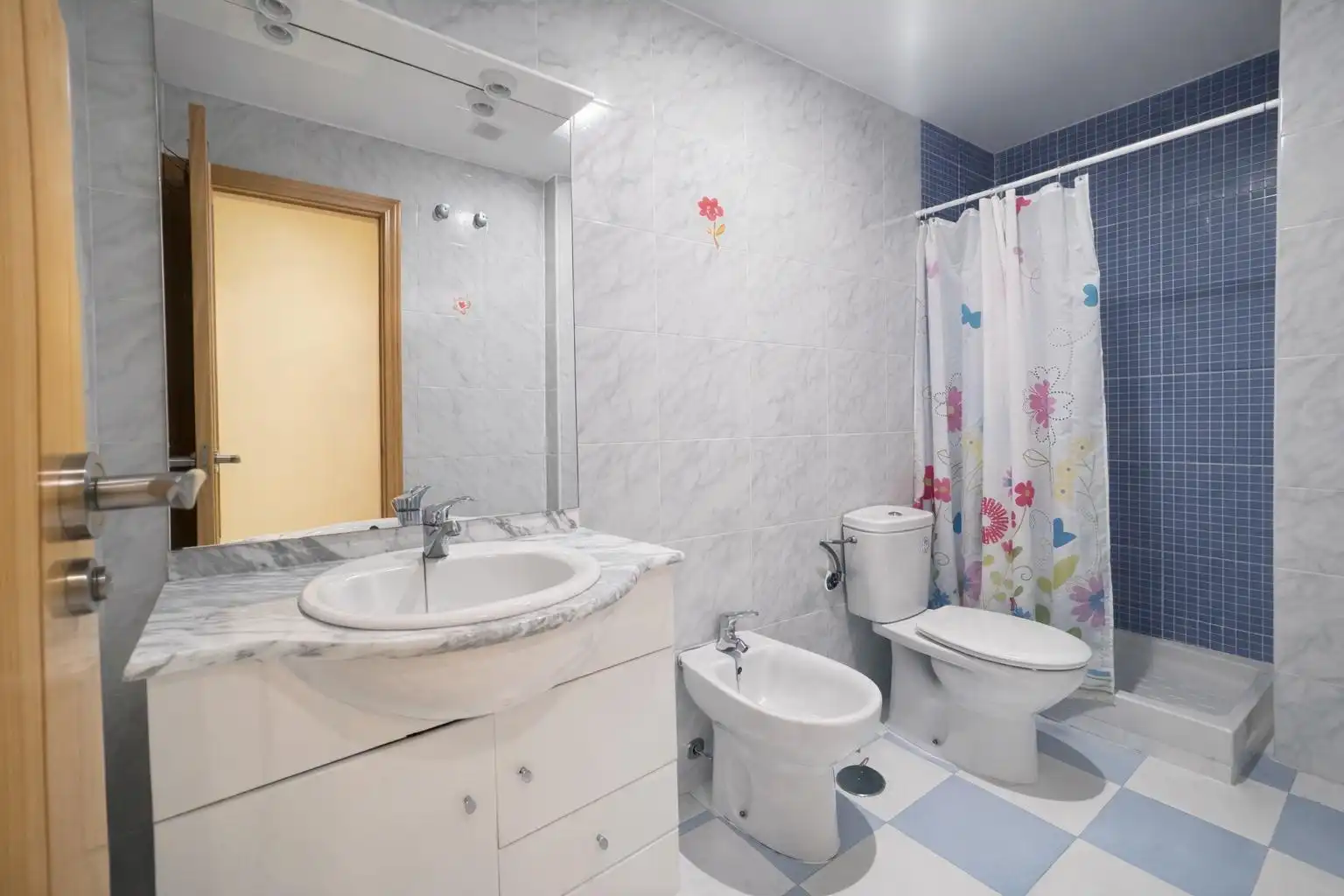 Bany de Apartament en venda en Sorvilán amb Aire condicionat i Terrassa