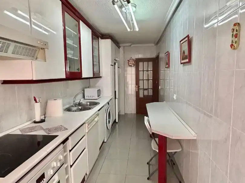 Cocina de Piso en venta en Ávila Capital con Balcón