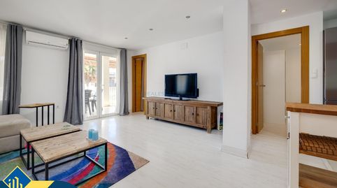 Apartamento reformado con terraza, en la provincia de Alicante, en la ciudad de Torrevieja, en la zona de Playa de los Náufragos., imatge 2