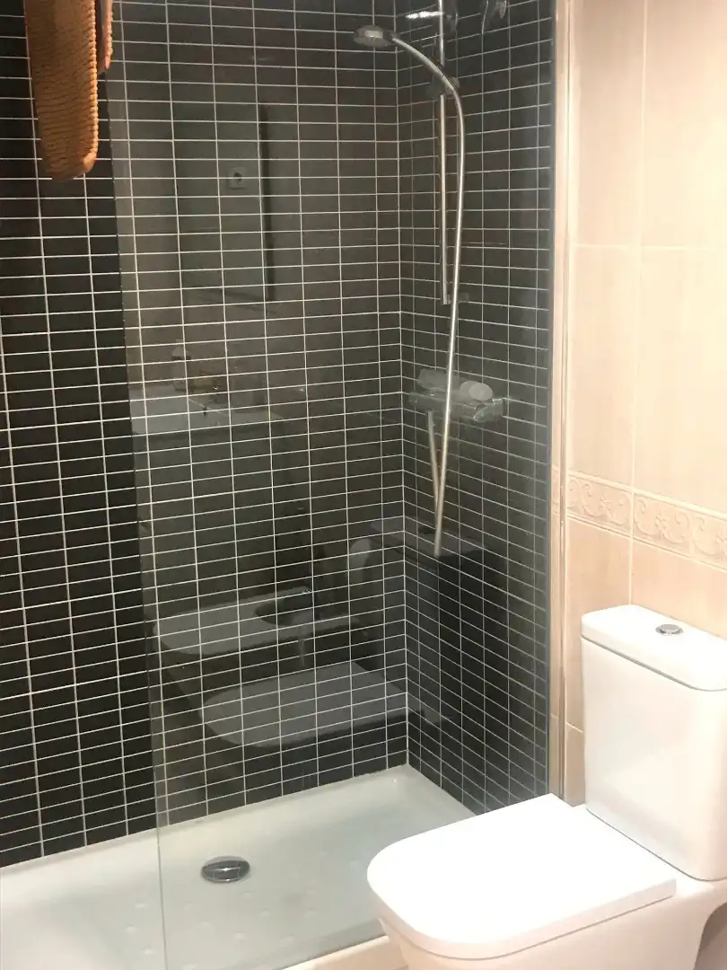 Baño de Casa adosada en venta en Castellbisbal con Aire acondicionado, Calefacción y Jardín privado