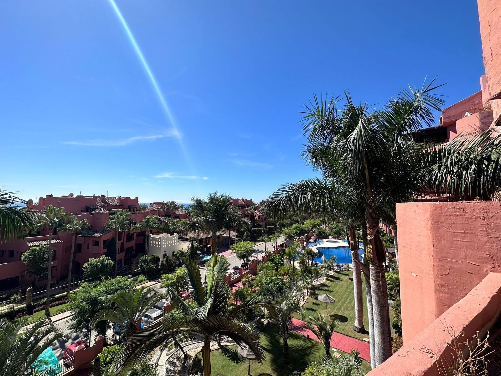 Exterior view of Flat for sale in Estepona  with Terrace, Furnished and Community pool
