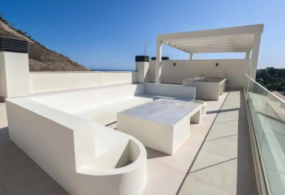 Penthouse with terrace for sale in La Quinta, imagen 3