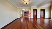 Living room of Flat for sale in Ávila Capital  with Terrace and Balcony