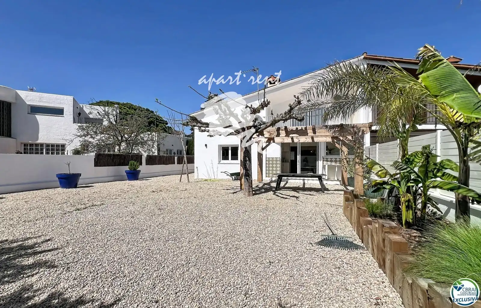 Casa con terraza en venta en peni
