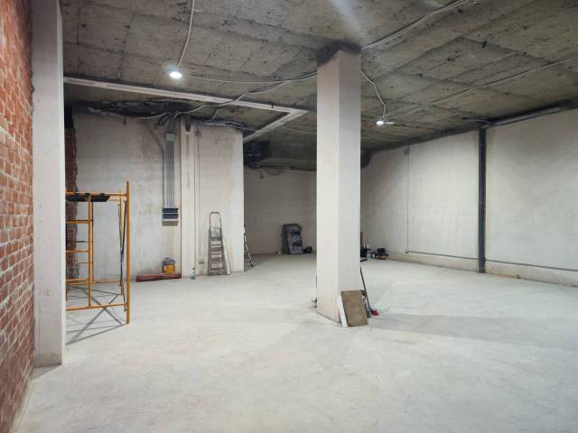 Local comercial en Alquiler en Les Arenes - La Grípia  Can Montllor