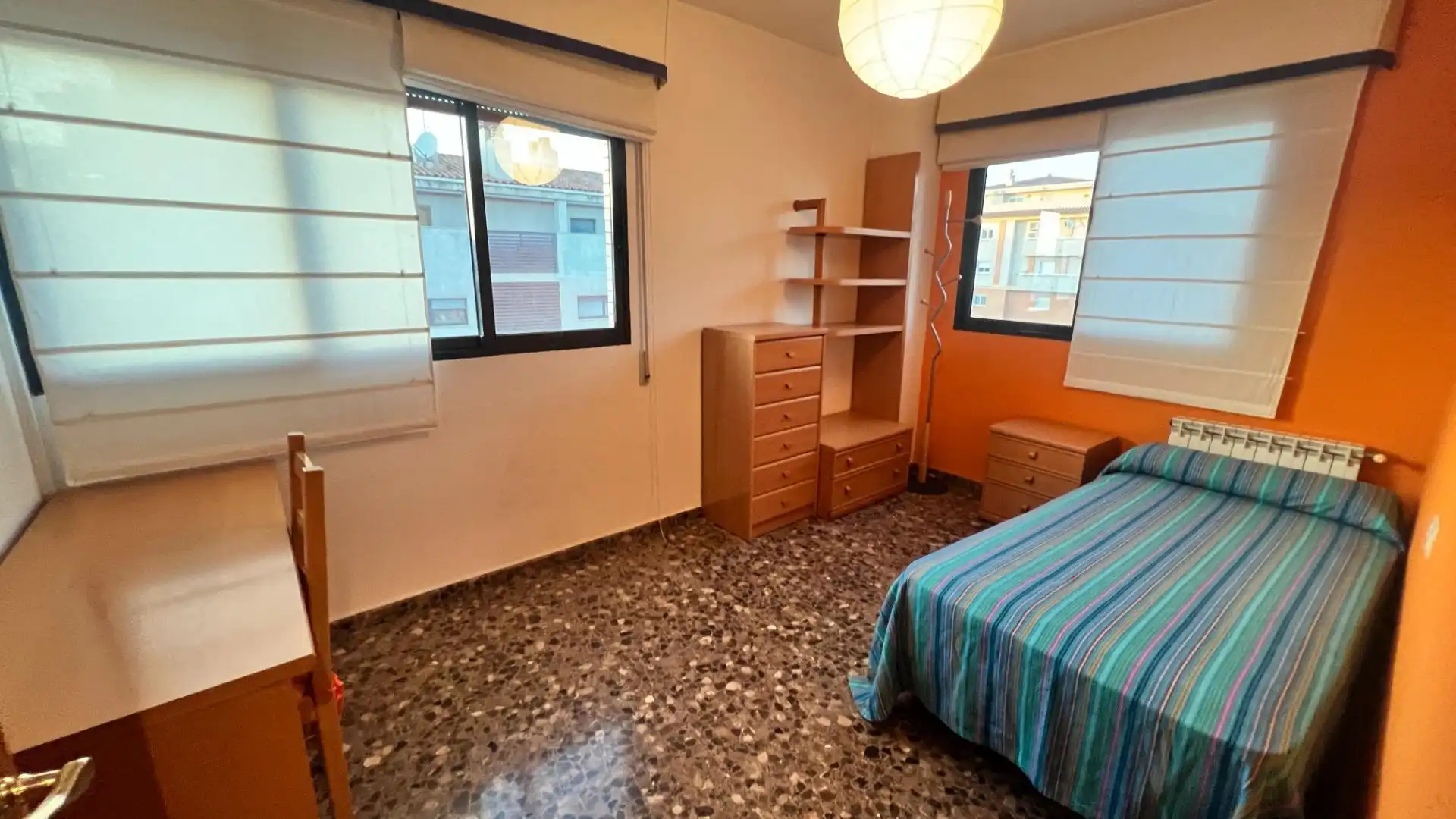 Dormitori de Àtic en venda en Castellón de la Plana / Castelló de la Plana amb Aire condicionat, Calefacció i Terrassa