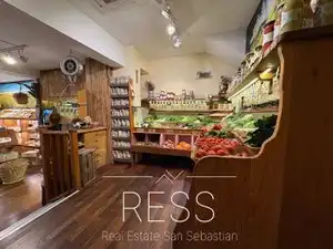 Commercial properties for sale in Donostia - San Sebastián   with Air Conditioner, Heating and Furnished