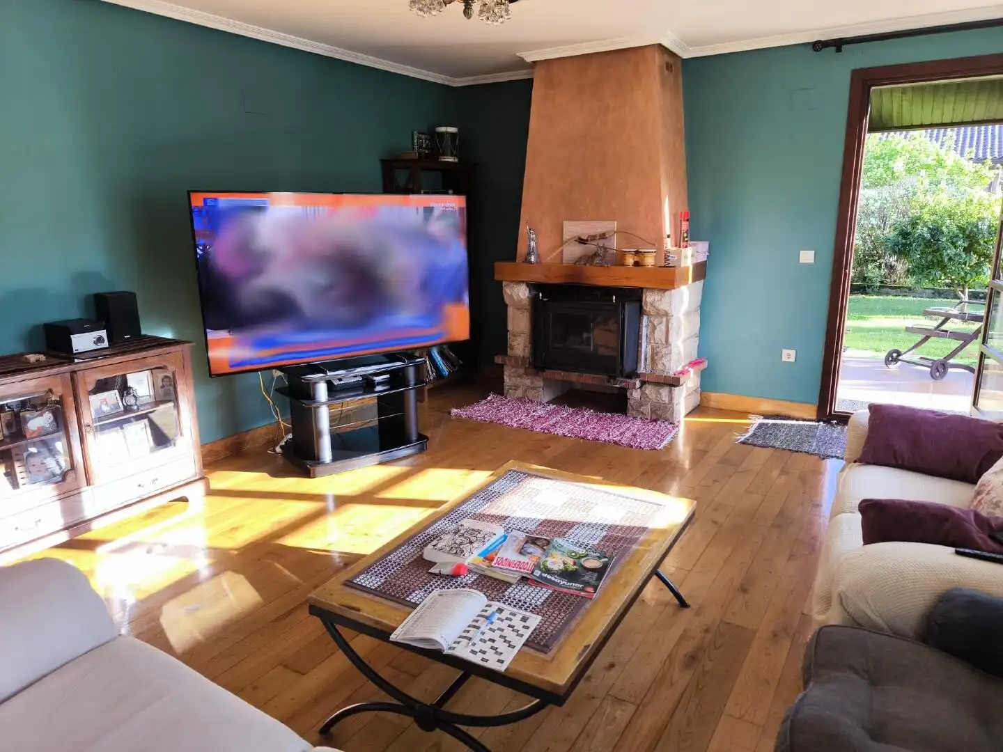 Sala d'estar de Casa o xalet en venda en Castro-Urdiales