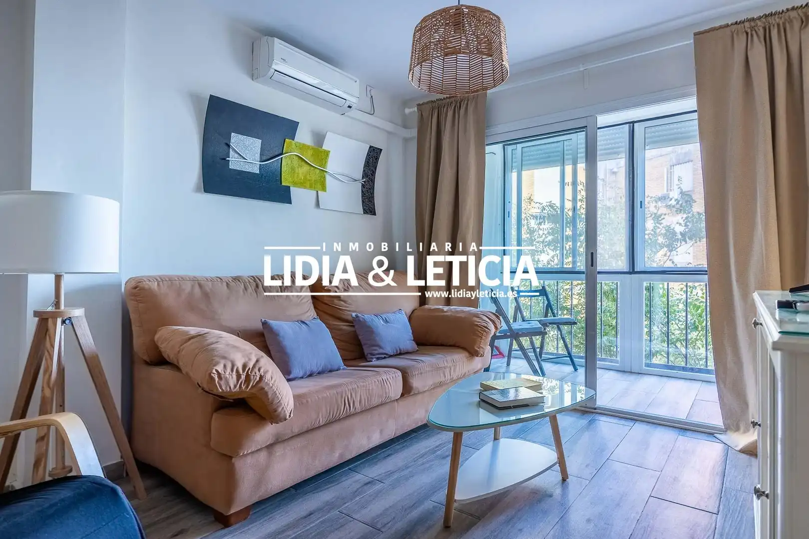 Außenansicht von Wohnung zur Miete in Alcalá de Guadaira mit Klimaanlage, Terrasse und Möbliert