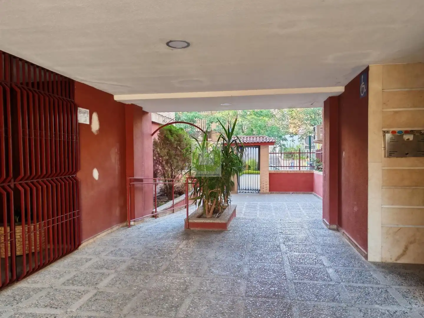 Flat for sale in Granada  with Terrace