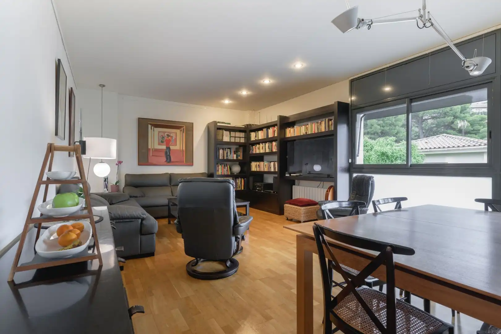 Sala de estar de Piso en venta en Sant Just Desvern con Aire acondicionado, Calefacción y Terraza