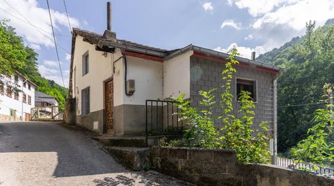 Foto 3 de Finca rústica en venda a Lugar Sasturrasu, 10, Cangas del Narcea, Asturias