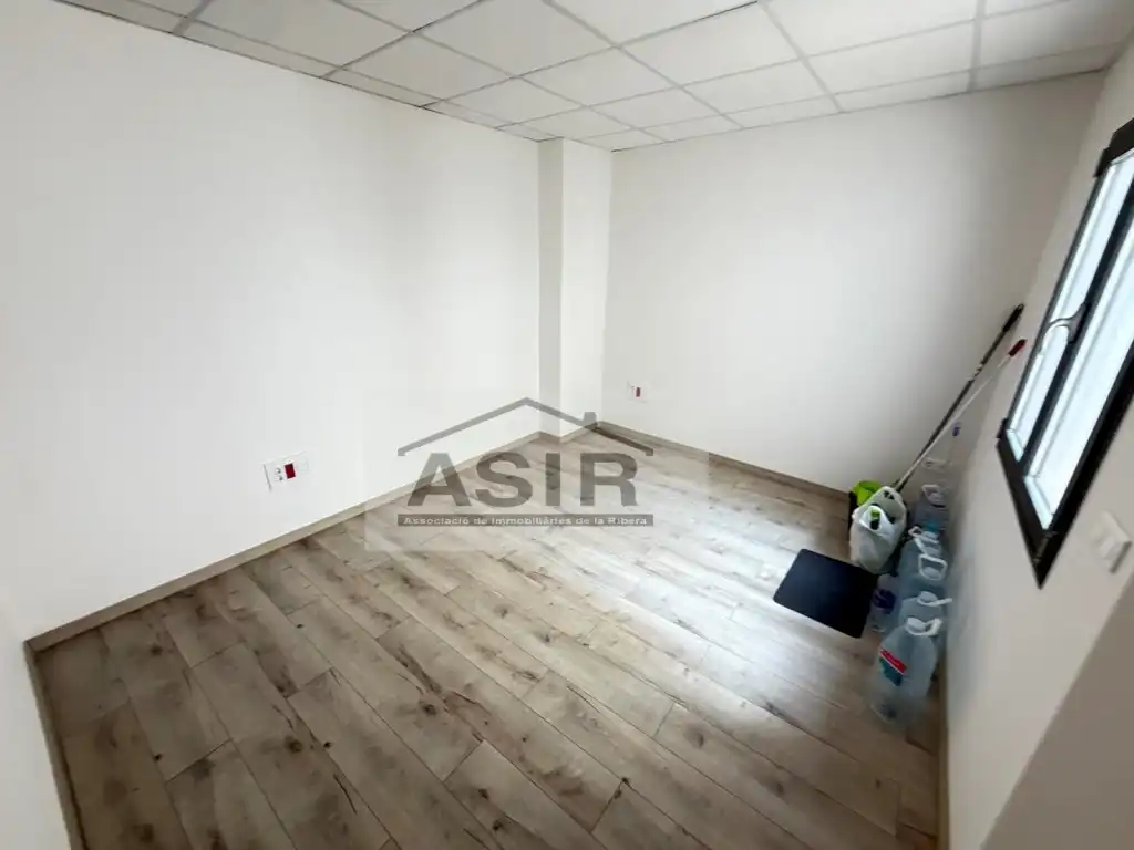Oficina de alquiler en Alzira