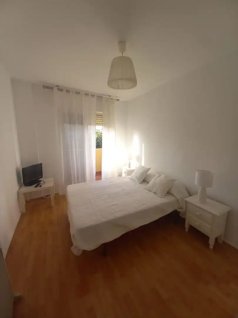 Flat for rent in Ollerías - San Cayetano