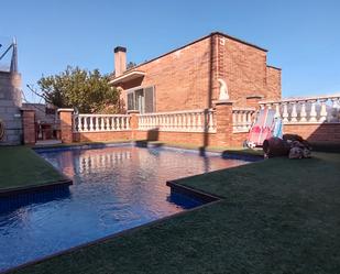 Swimming pool of House or chalet for sale in Abrera  with Air Conditioner, Heating and Private garden