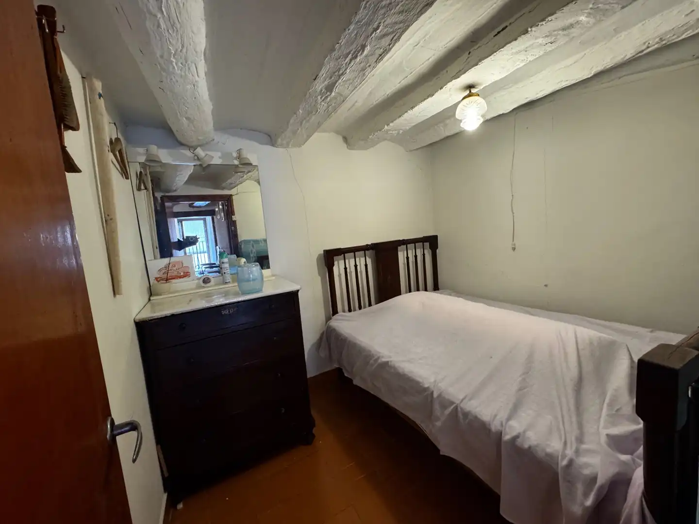 Schlafzimmer von Einfamilien-Reihenhaus zum Verkauf in Arnes mit Abstellraum, Möbliert und Ofen