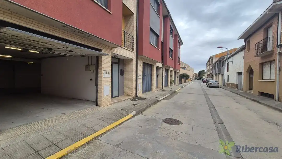 Casa adosada en venda a Calle Río Aragón, 31, Villafranca