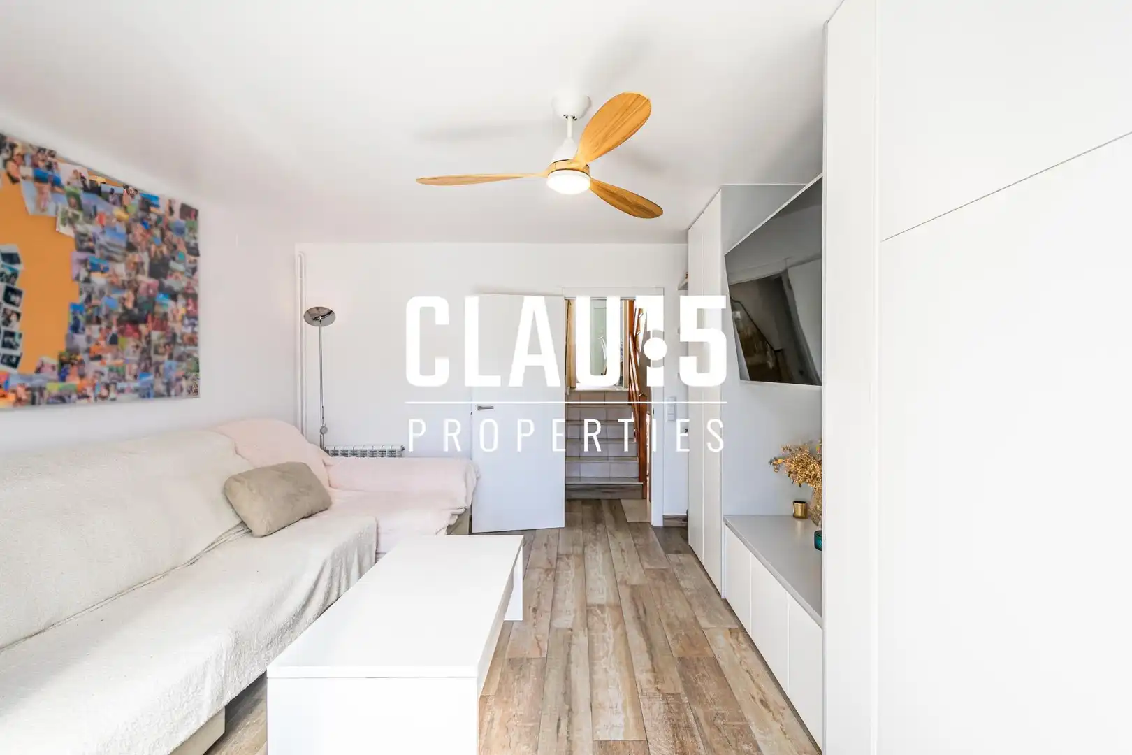 Habitación de Casa adosada en venta en Santa Susanna con Jardín privado y Balcón