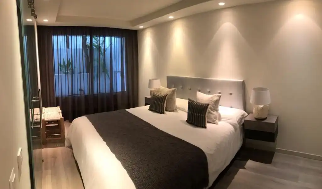 Dormitori de Casa o xalet de lloguer en Marbella amb Aire condicionat, Calefacció i Jardí privat