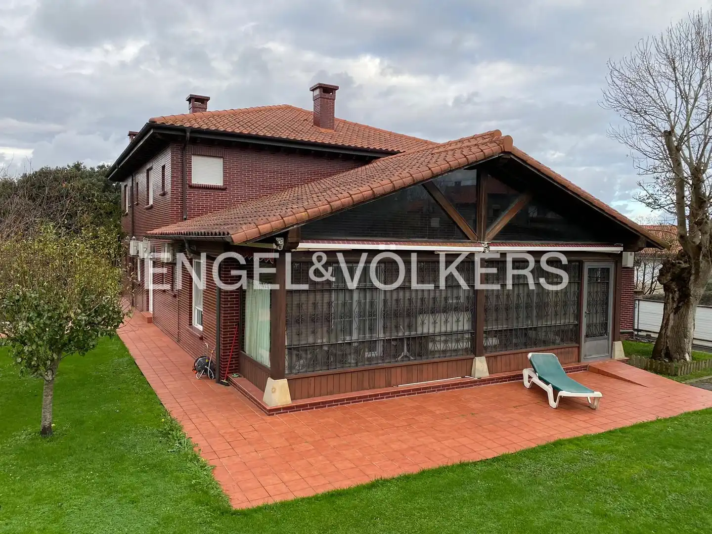 Exterior view of Houses for sale in Bareyo  with Air Conditioner, Heating and Private garden
