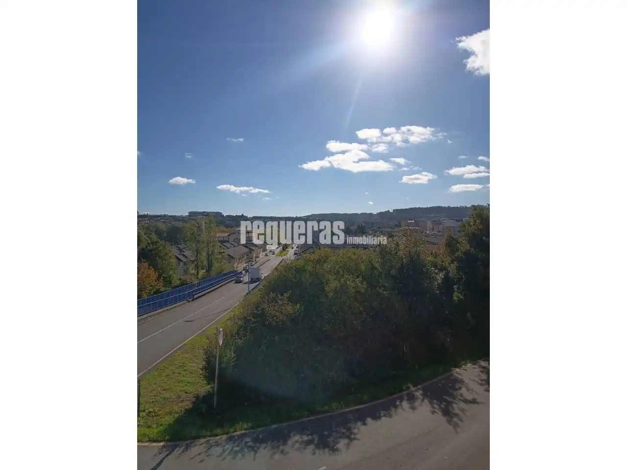 Vista exterior de Piso en venta en Avilés con Calefacción y Amueblado