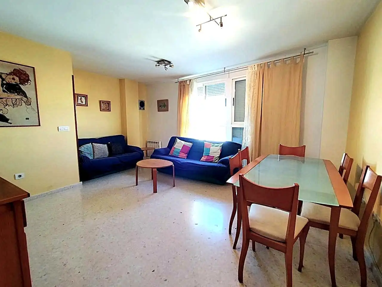 Wohnzimmer von Wohnung zum Verkauf in Oliva mit Abstellraum und Möbliert