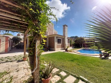 Detached house for sale in Carretera de Sevilla - Los Montitos