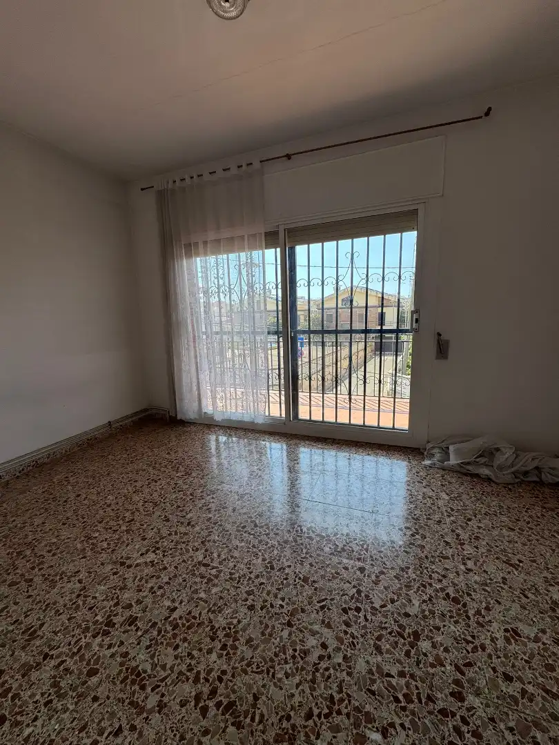 Casa adosada en venda a Banyeres