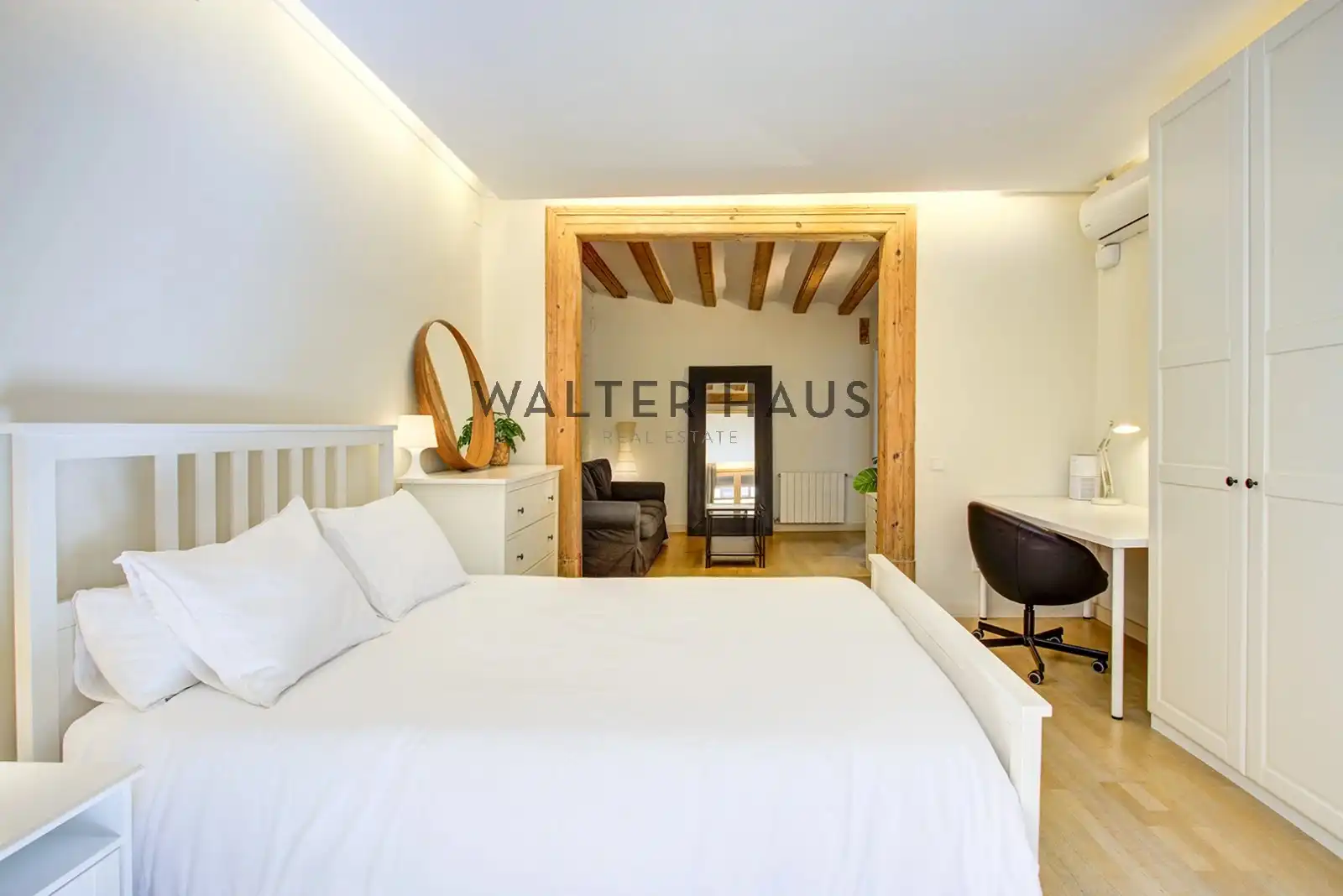 Habitación de Piso en venta en Barcelona con Aire acondicionado, Calefacción y Amueblado