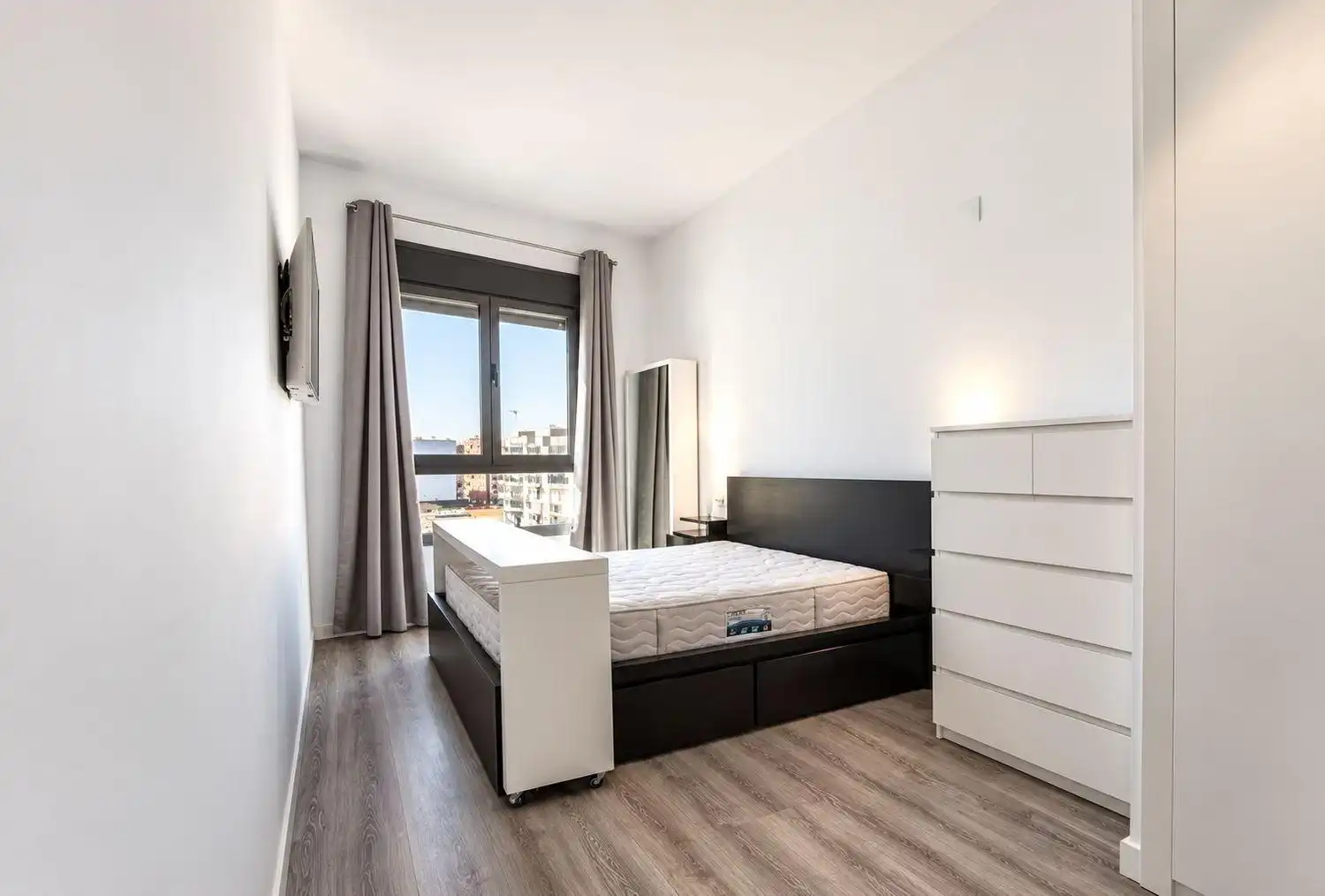 Bedroom of Flat for rent in Poblats Marítims